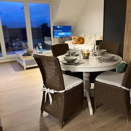 Viki's Penthousje Appartamento Blankenberge